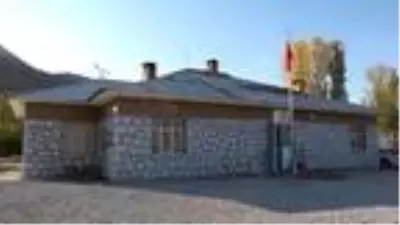 Öğrencileri için köyde kendi imkânlarıyla anasınıfı açtı Öğrencileri için köyde kendi imkânlarıyla anasınıfı açtı