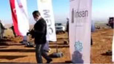 Öğretmenler için oluşturulan hatıra ormanına ilk fidanlar dikildi Öğretmenler için oluşturulan hatıra ormanına ilk fidanlar dikildi
