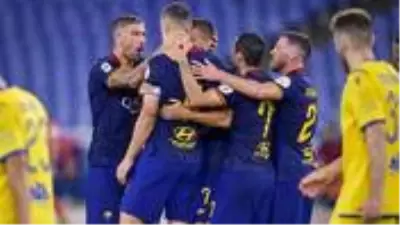 Roma'nın golcüsü Edin Dzeko, koronavirüsü yendi Roma'nın golcüsü Edin Dzeko, koronavirüsü yendi