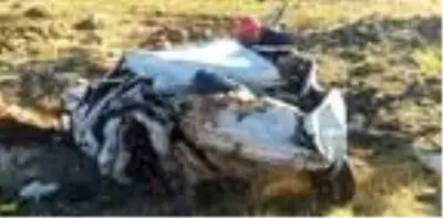 Şanlıurfa'da otomobil takla attı: 2 kardeş öldü, 2 kişi yaralandı Şanlıurfa'da otomobil takla attı: 2 kardeş öldü, 2 kişi yaralandı
