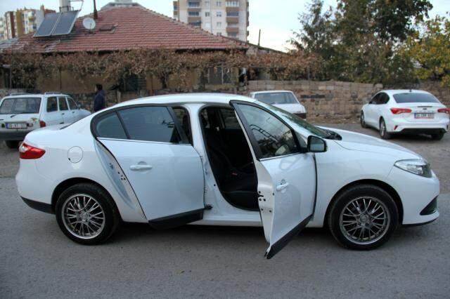 Satın aldığı otomobilin iki araçla birleştirildiğini ekspertiz raporu ile öğrenince soluğu mahkemede aldı Satın aldığı otomobilin iki araçla birleştirildiğini ekspertiz raporu ile öğrenince soluğu mahkemede aldı