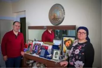 Şehit Aybüke Yalçın'ın babası Sadık Yalçın: 'Öğretmenliğe başlama anında ilk dersi bana verdi' Şehit Aybüke Yalçın'ın babası Sadık Yalçın: 'Öğretmenliğe başlama anında ilk dersi bana verdi'
