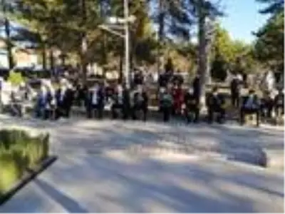 Şehit öğretmen Aybüke Yalçın, mezarı başında anıldı Şehit öğretmen Aybüke Yalçın, mezarı başında anıldı