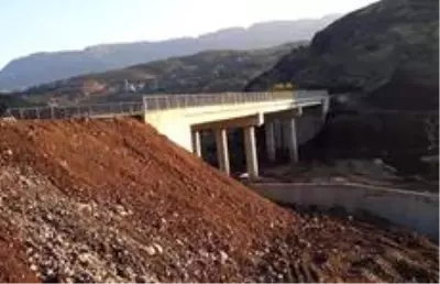 Son Dakika | Selde hasar gören köprünün yerine yenisi yapıldı Son Dakika | Selde hasar gören köprünün yerine yenisi yapıldı