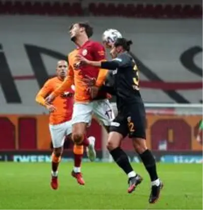 Süper Lig: Galatasaray: 0 - HK Kayserispor: 0 (Maç devam ediyor) Süper Lig: Galatasaray: 0 - HK Kayserispor: 0 (Maç devam ediyor)