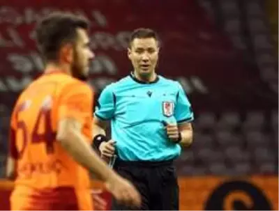 Süper Lig: Galatasaray: 0 - HK Kayserispor: 0 (Maç devam ediyor) Süper Lig: Galatasaray: 0 - HK Kayserispor: 0 (Maç devam ediyor)