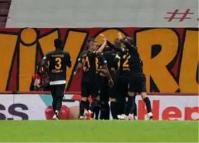Süper Lig: Galatasaray: 1 - Kayserispor: 1 (Maç sonucu) Süper Lig: Galatasaray: 1 - Kayserispor: 1 (Maç sonucu)