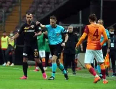 Süper Lig: Galatasaray: 1 - Kayserispor: 1 (Maç sonucu) Süper Lig: Galatasaray: 1 - Kayserispor: 1 (Maç sonucu)