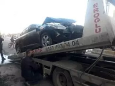 - Sürat yapan araç kaza yaptı - Sürat yapan araç kaza yaptı