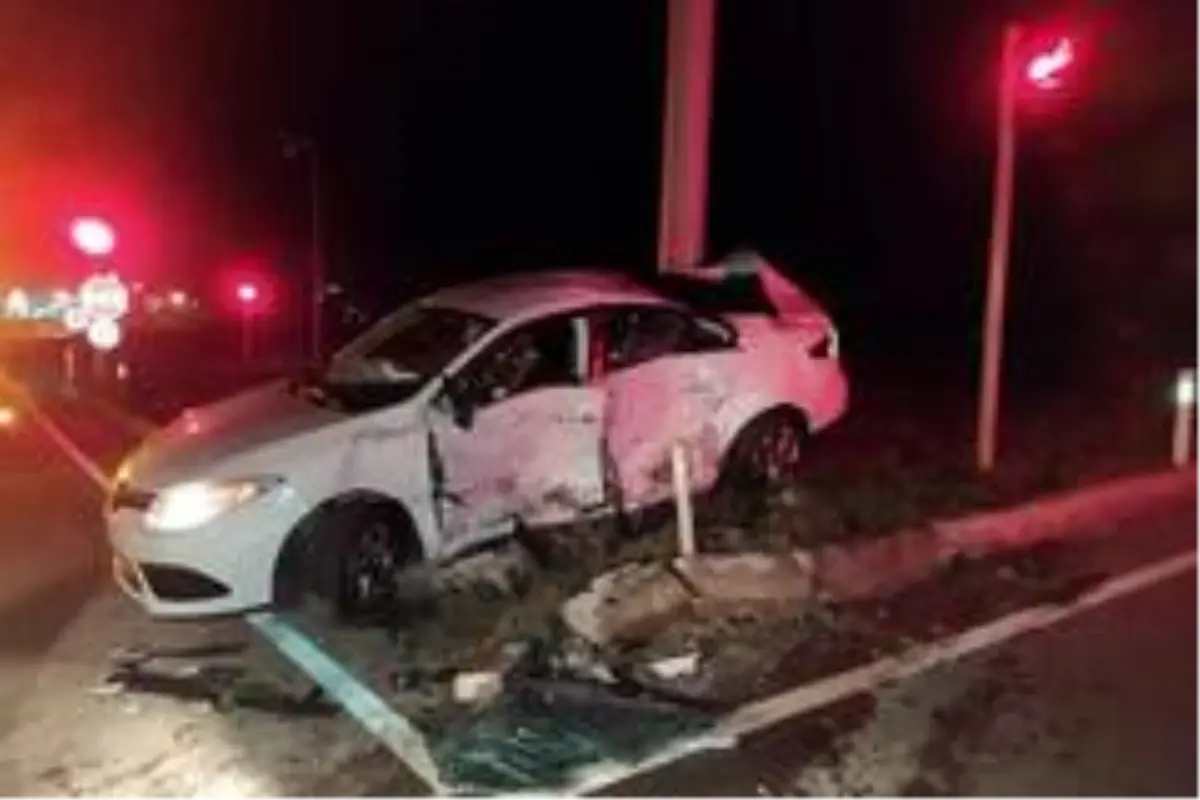 Tekirdağ'da otomobil ile kamyonet çarpıştı: 1 Yaralı