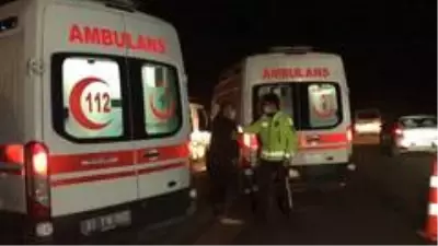 Son dakika haberi: TEM otoyolunda zincirleme kaza: 1'i ağır 2'si çocuk 5 yaralı Son dakika haberi: TEM otoyolunda zincirleme kaza: 1'i ağır 2'si çocuk 5 yaralı