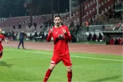 TFF 1. Lig: Balıkesirspor: 1 Ümraniyespor: 0 (İlk yarı sonucu) TFF 1. Lig: Balıkesirspor: 1 Ümraniyespor: 0 (İlk yarı sonucu)