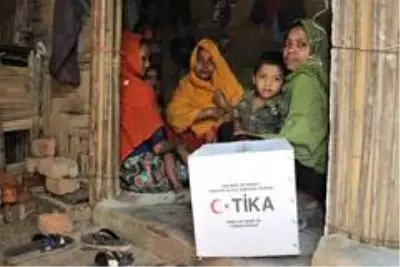 TİKA Bangladeş'teki Arakanlı mültecileri yalnız bırakmıyor TİKA Bangladeş'teki Arakanlı mültecileri yalnız bırakmıyor