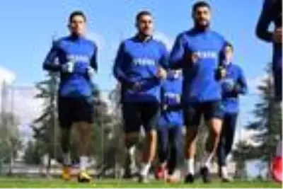 Trabzonspor'da Ankaragücü maçı hazırlıkları başladı Trabzonspor'da Ankaragücü maçı hazırlıkları başladı
