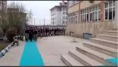 Son dakika haberleri... Uyuşturucu ve silah kaçakçılığı yaptığı iddia edilen 10 zanlı tutuklandı Son dakika haberleri... Uyuşturucu ve silah kaçakçılığı yaptığı iddia edilen 10 zanlı tutuklandı