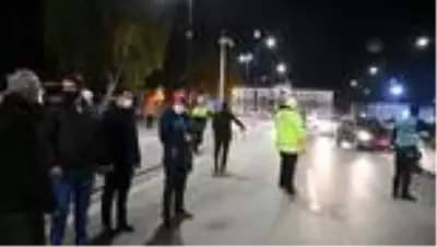 Vali Ayhan, uygulama noktalarında sokağa çıkma yasağını denetledi