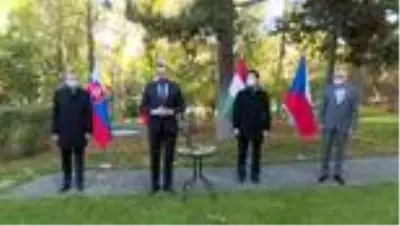 Vişegrad Dörtlüsü ülkelerinin Ankara Büyükelçileri sergi açılışında buluştu Vişegrad Dörtlüsü ülkelerinin Ankara Büyükelçileri sergi açılışında buluştu