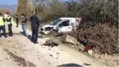Zincirleme trafik kazası: 3 yaralı Zincirleme trafik kazası: 3 yaralı