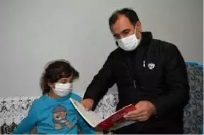 24 yıllık Ağrılı Öğretmen, meslek hayatını köy okulu öğrencileri ile renklendiriyor 24 yıllık Ağrılı Öğretmen, meslek hayatını köy okulu öğrencileri ile renklendiriyor