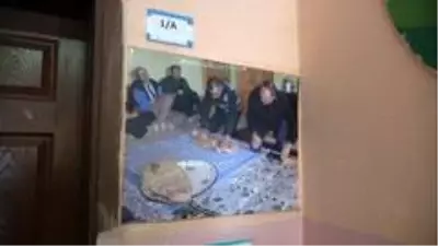 24 yıllık Ağrılı Öğretmen, meslek hayatını köy okulu öğrencileri ile renklendiriyor 24 yıllık Ağrılı Öğretmen, meslek hayatını köy okulu öğrencileri ile renklendiriyor