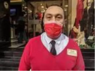 300 bin Euro'yu takside unutan turist 300 bin Euro'yu takside unutan turist