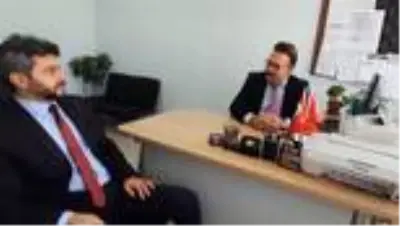 AFYONKARAHİSAR - Öğretmenler Günü için hazırlanan videodaki 'hediye' sahnesi duygulandırdı AFYONKARAHİSAR - Öğretmenler Günü için hazırlanan videodaki 'hediye' sahnesi duygulandırdı