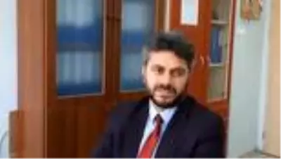 AFYONKARAHİSAR - Öğretmenler Günü için hazırlanan videodaki 'hediye' sahnesi duygulandırdı AFYONKARAHİSAR - Öğretmenler Günü için hazırlanan videodaki 'hediye' sahnesi duygulandırdı