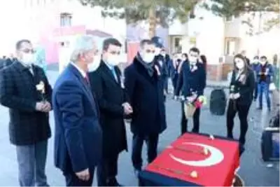 24 Kasım Öğretmenler Günü 24 Kasım Öğretmenler Günü