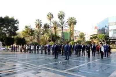 Alanya'da Öğretmenler Günü korona gölgesinde kutlandı Alanya'da Öğretmenler Günü korona gölgesinde kutlandı