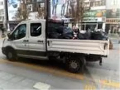 Amcasından kalan mağazadaki ürünleri, hayır kurumlarına bağışladı Amcasından kalan mağazadaki ürünleri, hayır kurumlarına bağışladı