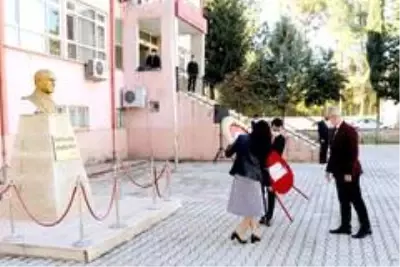 24 Kasım Öğretmenler Günü 24 Kasım Öğretmenler Günü