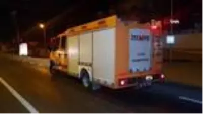Son Dakika | Aydın'da kamyonet tırın altına girdi: 1 ölü, 1 yaralı Son Dakika | Aydın'da kamyonet tırın altına girdi: 1 ölü, 1 yaralı