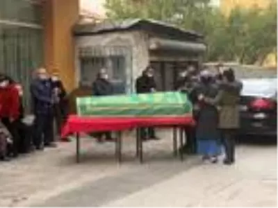 AZİZ YILDIRIM'IN KORUMASININ SİLAHINDAN ÇIKAN KURŞUNLA ÖLEN TERSANE ÇALIŞANININ CENAZESİ MEMLEKETİ GİRESUN'A GÖNDERİLDİ AZİZ YILDIRIM'IN KORUMASININ SİLAHINDAN ÇIKAN KURŞUNLA ÖLEN TERSANE ÇALIŞANININ CENAZESİ MEMLEKETİ GİRESUN'A GÖNDERİLDİ