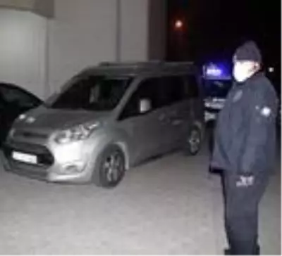 Babasının aracını izinsiz alan ehliyetsiz sürücüyü polis yakaladı Babasının aracını izinsiz alan ehliyetsiz sürücüyü polis yakaladı