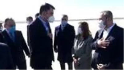 Bakan Kurum deprem konutlarını inceledi Bakan Kurum deprem konutlarını inceledi