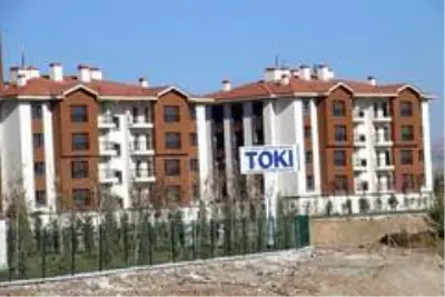 Bakan Kurum deprem konutlarını inceledi Bakan Kurum deprem konutlarını inceledi