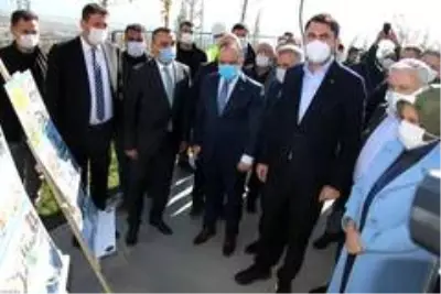 Bakan Kurum deprem konutlarını inceledi Bakan Kurum deprem konutlarını inceledi