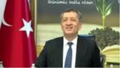 Bakan Selçuk, 81 il temsilcisi öğretmenlerle buluştu Bakan Selçuk, 81 il temsilcisi öğretmenlerle buluştu