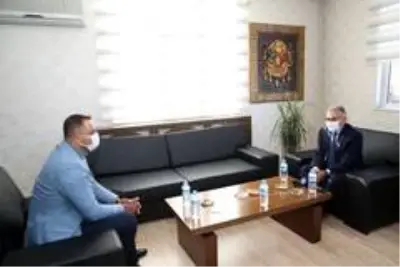 Başkan Büyükkılıç'tan ilçe ziyaretleri Başkan Büyükkılıç'tan ilçe ziyaretleri