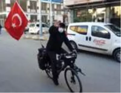 Bisikletiyle dünyayı gezen gurbetçi, 26 kilo verdi Bisikletiyle dünyayı gezen gurbetçi, 26 kilo verdi