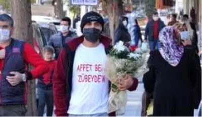 Son dakika haberleri! Boşanma davası açan eşinden af diledi Son dakika haberleri! Boşanma davası açan eşinden af diledi