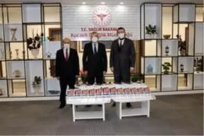Büyükşehir sağlık çalışanlarına tablet hediye etti Büyükşehir sağlık çalışanlarına tablet hediye etti