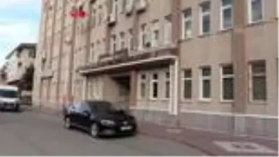 Son dakika: ÇANAKKALE - Kamuyu zarara uğrattıkları iddiasıyla 5 kişi gözaltına alındı Son dakika: ÇANAKKALE - Kamuyu zarara uğrattıkları iddiasıyla 5 kişi gözaltına alındı