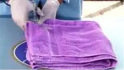 Çiçekler, atık çarşaflardan yapılan saksılarda hayat buluyor Çiçekler, atık çarşaflardan yapılan saksılarda hayat buluyor