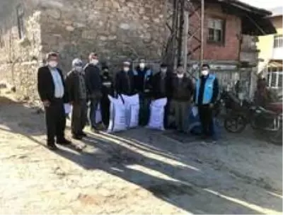 Çiftçilere ücretsiz Macar fiği tohumu dağıtıldı Çiftçilere ücretsiz Macar fiği tohumu dağıtıldı