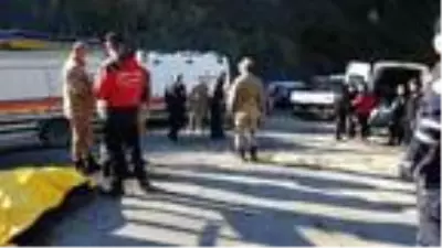 Dereye uçan otomobilin kayıp sürücüsünün cesedi bulundu Dereye uçan otomobilin kayıp sürücüsünün cesedi bulundu
