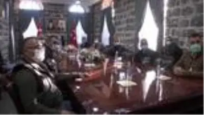 DİYARBAKIR - İzmir'de 110 bin depremzedeye yemek hizmeti sunan aşevi görevlileri Diyarbakır'a döndü DİYARBAKIR - İzmir'de 110 bin depremzedeye yemek hizmeti sunan aşevi görevlileri Diyarbakır'a döndü