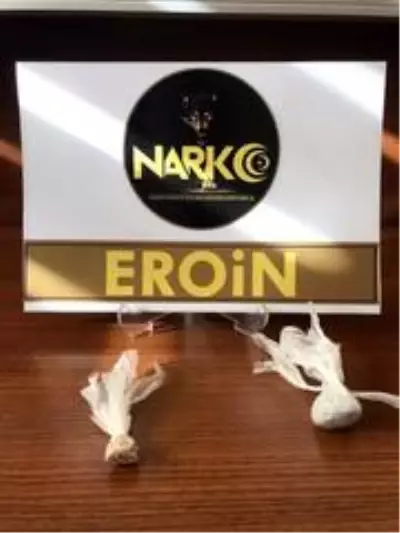 Son dakika haberi: Durdurulan araçta eroin yakalandı Son dakika haberi: Durdurulan araçta eroin yakalandı