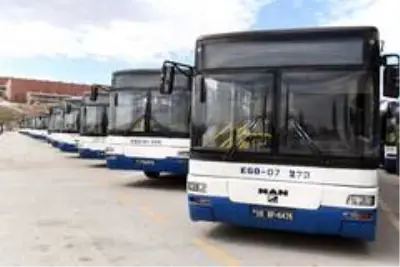 Başkentte toplu ulaşıma Kovid-19 düzenlemesi Başkentte toplu ulaşıma Kovid-19 düzenlemesi