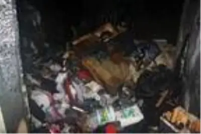 Son dakika... Eşini ve kızını ölümden kurtardı Son dakika... Eşini ve kızını ölümden kurtardı